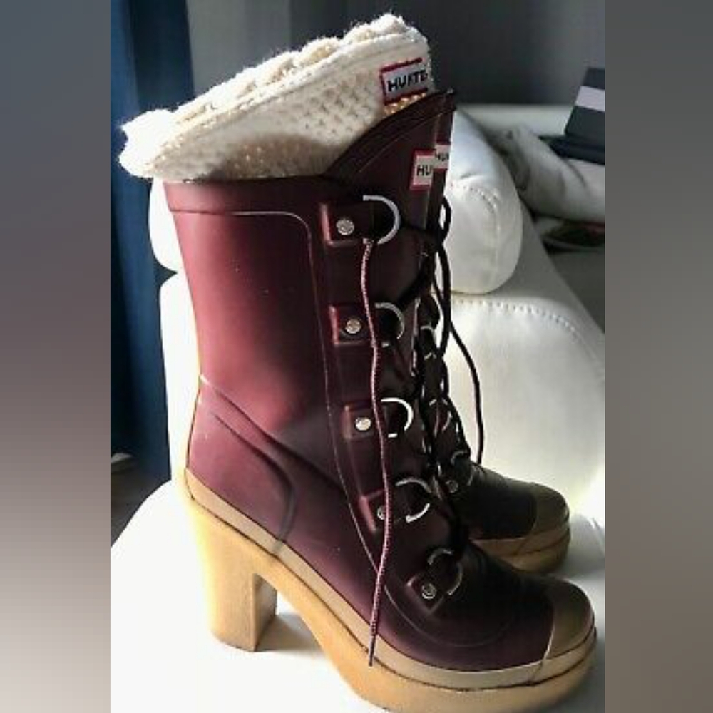 New & Rare! HUNTER Gabby Rubber Rain Boots! Sz 8 Faux Laces. - Picture 3 of 6